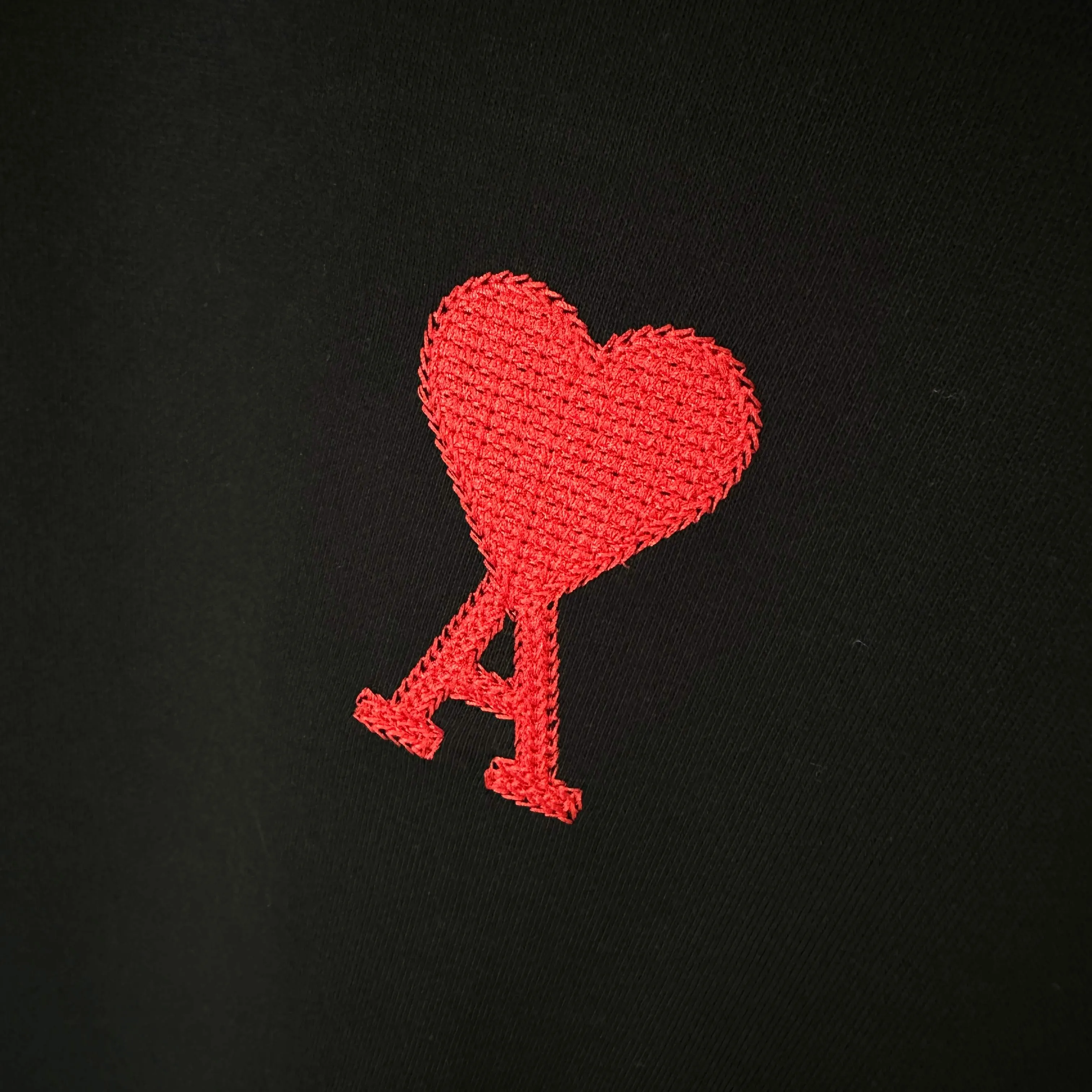 🅿️250 Ami Love 2025 Early Autumn and Winter New Style Classic Simple Embroidery Three-dimensional Big Love Letters Personalized Logo Customized Terry Fabric Long Sleeve T-shirt Unisex Color: Black White Size: S (90-130 catties) M (120-150 catties) L (140-165 catties) XL (160-180 catties) XXL (180-210 pounds)