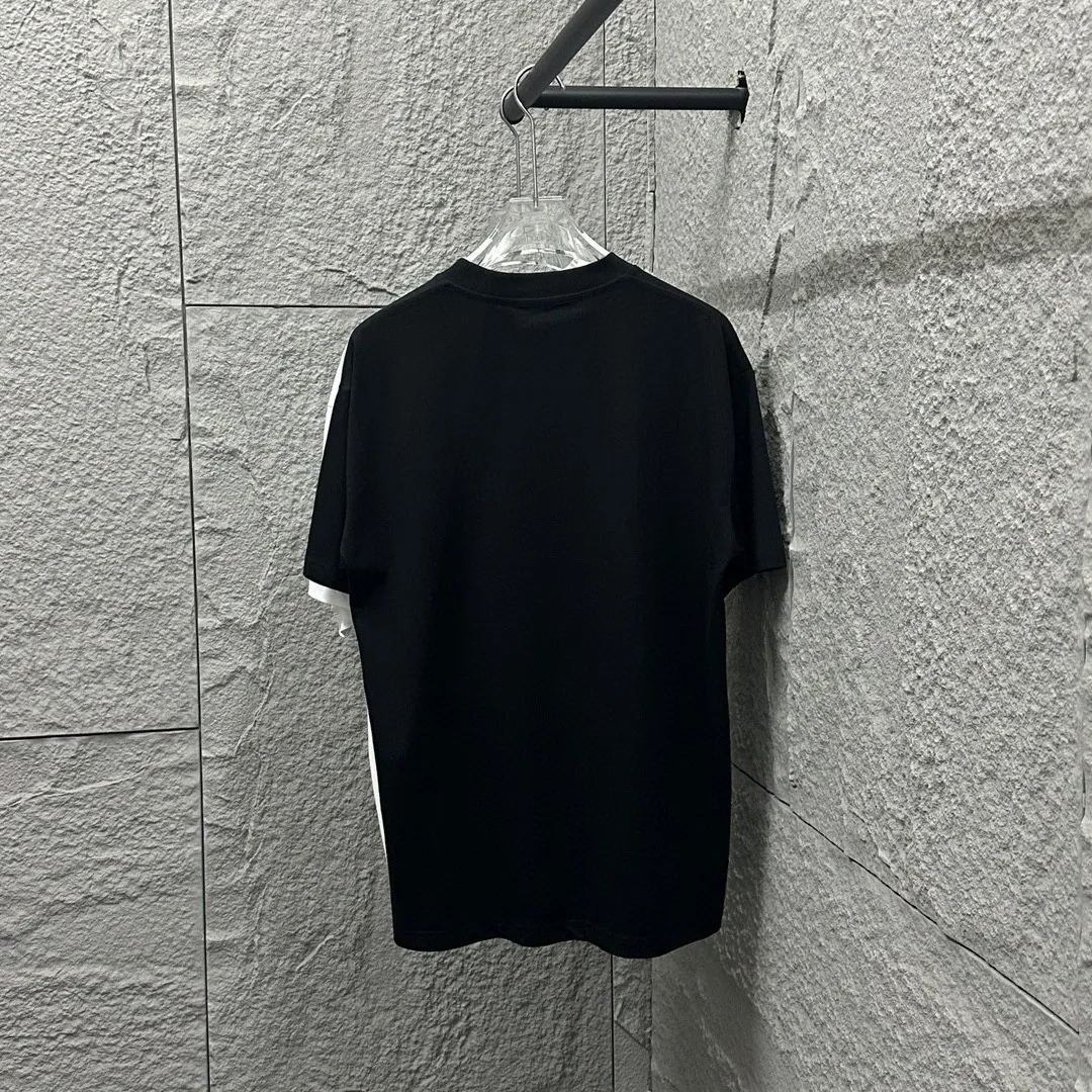 🅿️180 Ami Love 2025 Spring and Summer Style Classic and simple red flocking three-dimensional love letter personalized logo Customized double yarn plain cotton fabric Short-sleeved T-shirt Unisex Color: Black White Size: S (90-130 catties) M (120-150 catties) L (140-165 catties) XL (160-180 catties) XXL (180-210 pounds)