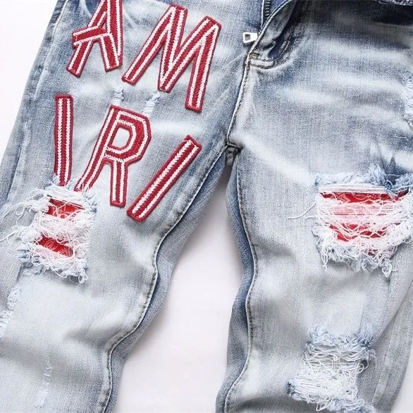 #M10 P168💰 AMIRI patch embroidery jeans trousers AMIRI high street basic ripped tight elastic jeans trousers amiri brand jeans break the production process and cutting of the original jeans, the fabrics are softer and more comfortable Hand-sewn collar label Customized logo buttons Genuine leather tag Color: Picture color Size: 30-32-34-36