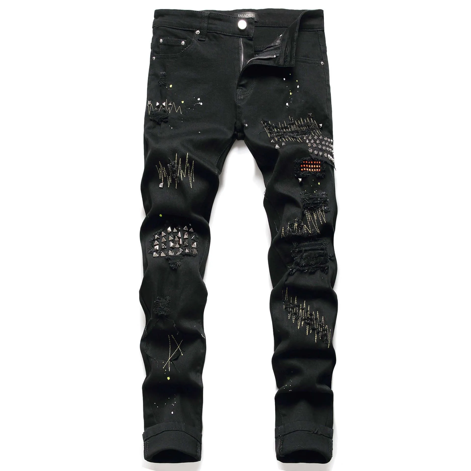 #M43 P168💰 Amiri classic diamond-encrusted ripped jeans and slim fit pants. Produced by a major washed factory. Full of high-end feel. Partial damage to the knees and leather design. Already used as a facade design. Leather waist nameplate. The focus of this style is not on washing, but on the shape and version of the damage. The secret lies in the craftsmanship of the master. The cost of post-production fraying, horse cutting, knife cutting, etc. These hand-made products are far beyond comparison with assembly line products. Color: Picture color Size: 30-32-34-36