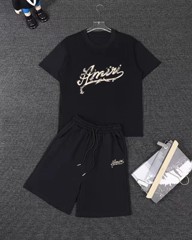 P280 AMIRI spring and summer short-sleeved suit, Xinjiang long-staple cotton short-sleeved + pure cotton terry shorts, a fusion of top elements, trendy men's fashion, unparalleled in terms of upper body comfort, it can be said to be a must-have set for summer. Size: S M L