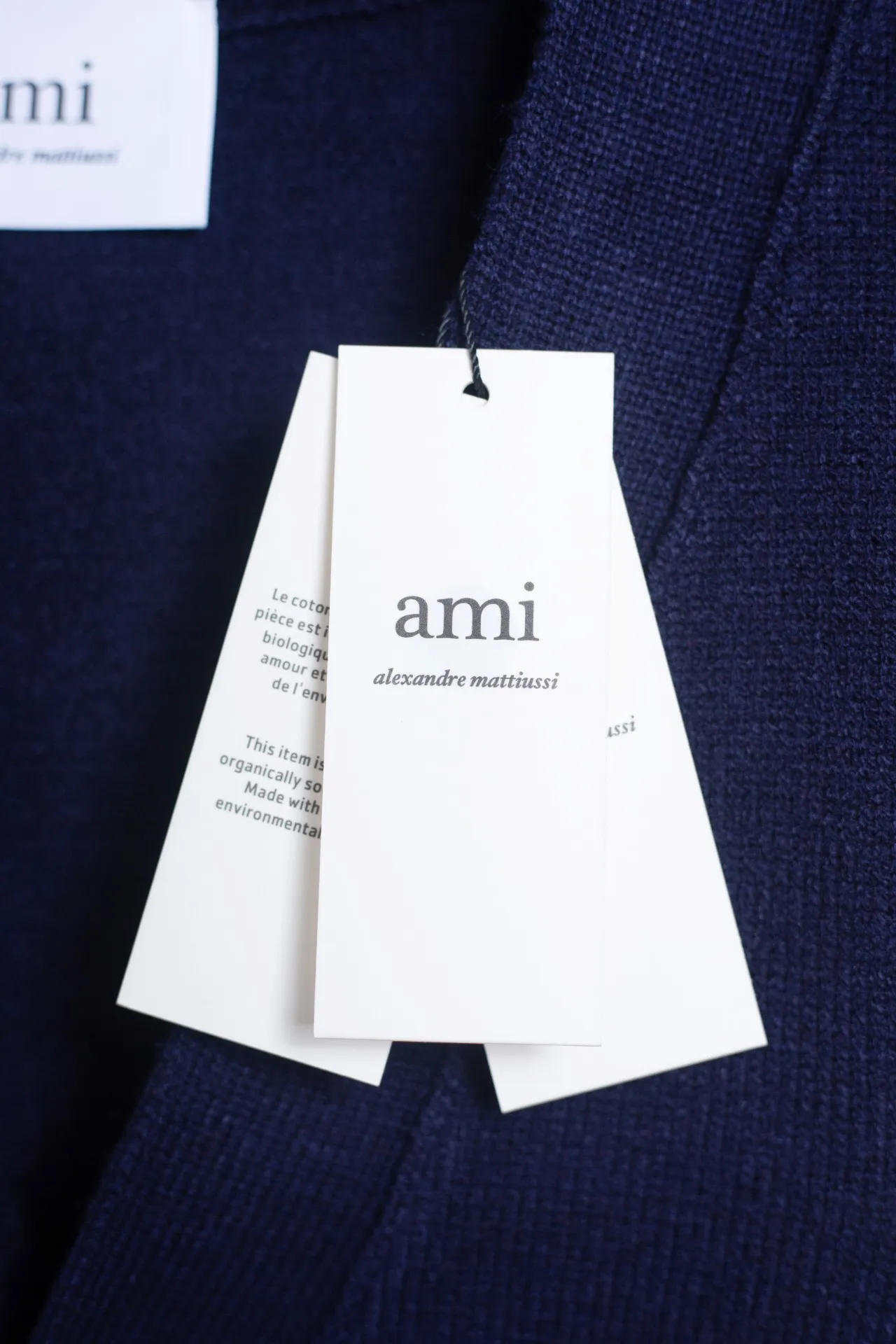 P186 Style No.: MQ802 AMI Classic Big Love Series Jacquard Cardigan Sweater Highest Version Supports Comparison Color: Royal Blue Size: S-XL