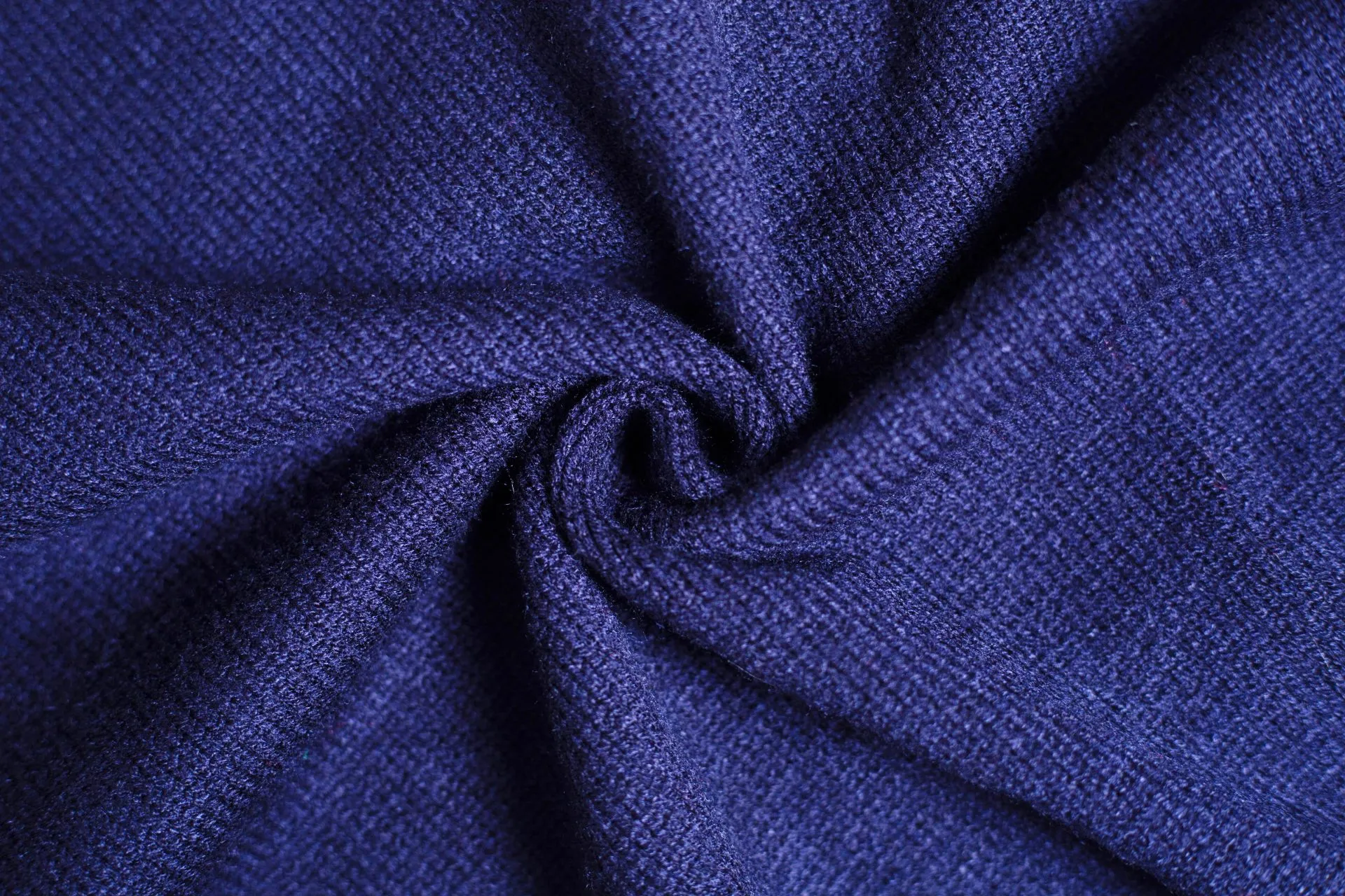 P186 Style No.: MQ802 AMI Classic Big Love Series Jacquard Cardigan Sweater Highest Version Supports Comparison Color: Royal Blue Size: S-XL