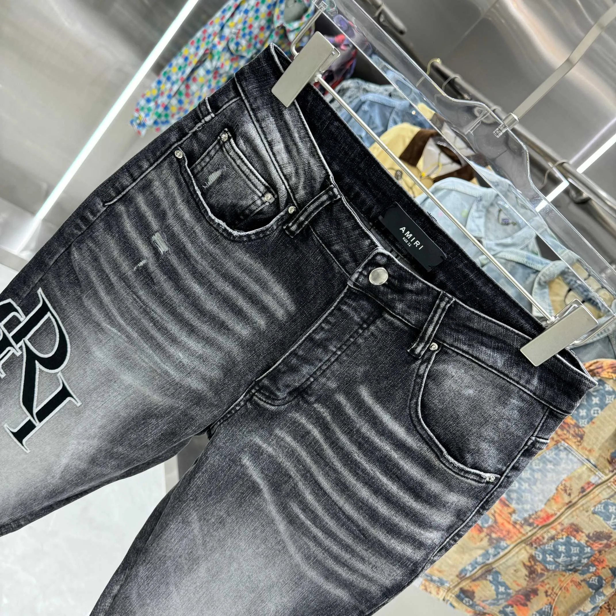 P290 Amiri letter embroidery craft street fashion slim fit stretch jeans Color Black Size 30 32 34 36 38