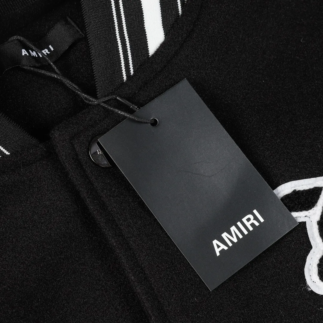 P390 -Amiri2024ss Tianma embroidered baseball jacket -Using towel embroidery technology, pocket hardware zipper design, full of uniqueness -700g dragon and phoenix nylon and litchi pattern PU collide💥 Fashionable and versatile M L Xl xxl