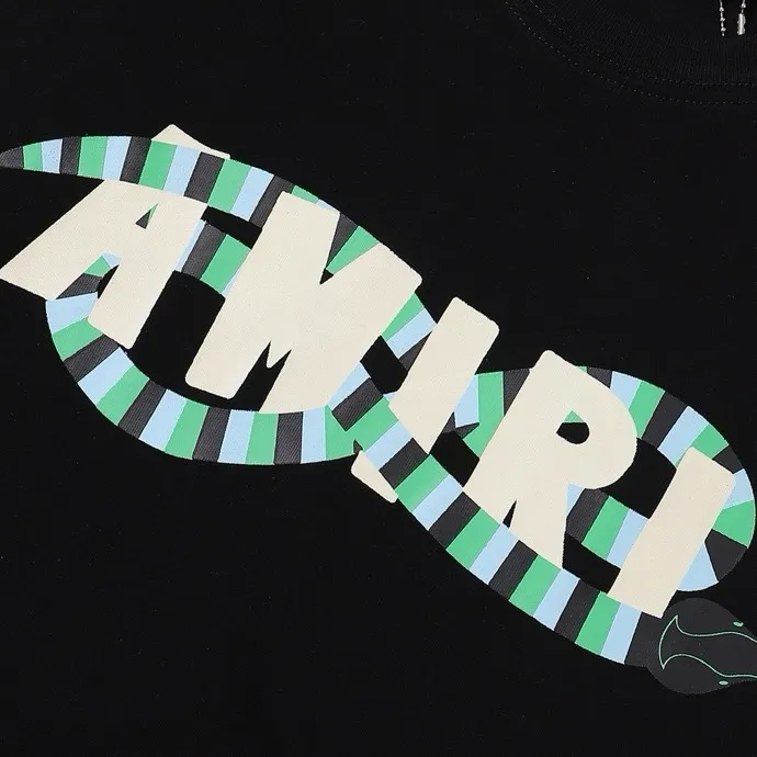 Style number: 689 P120 Fabric: 260g double yarn AMIRI 2025 spring and summer new logo round neck T-shirt high street men and women loose classic letter long snake short sleeves Color: white black Size: S M L XL