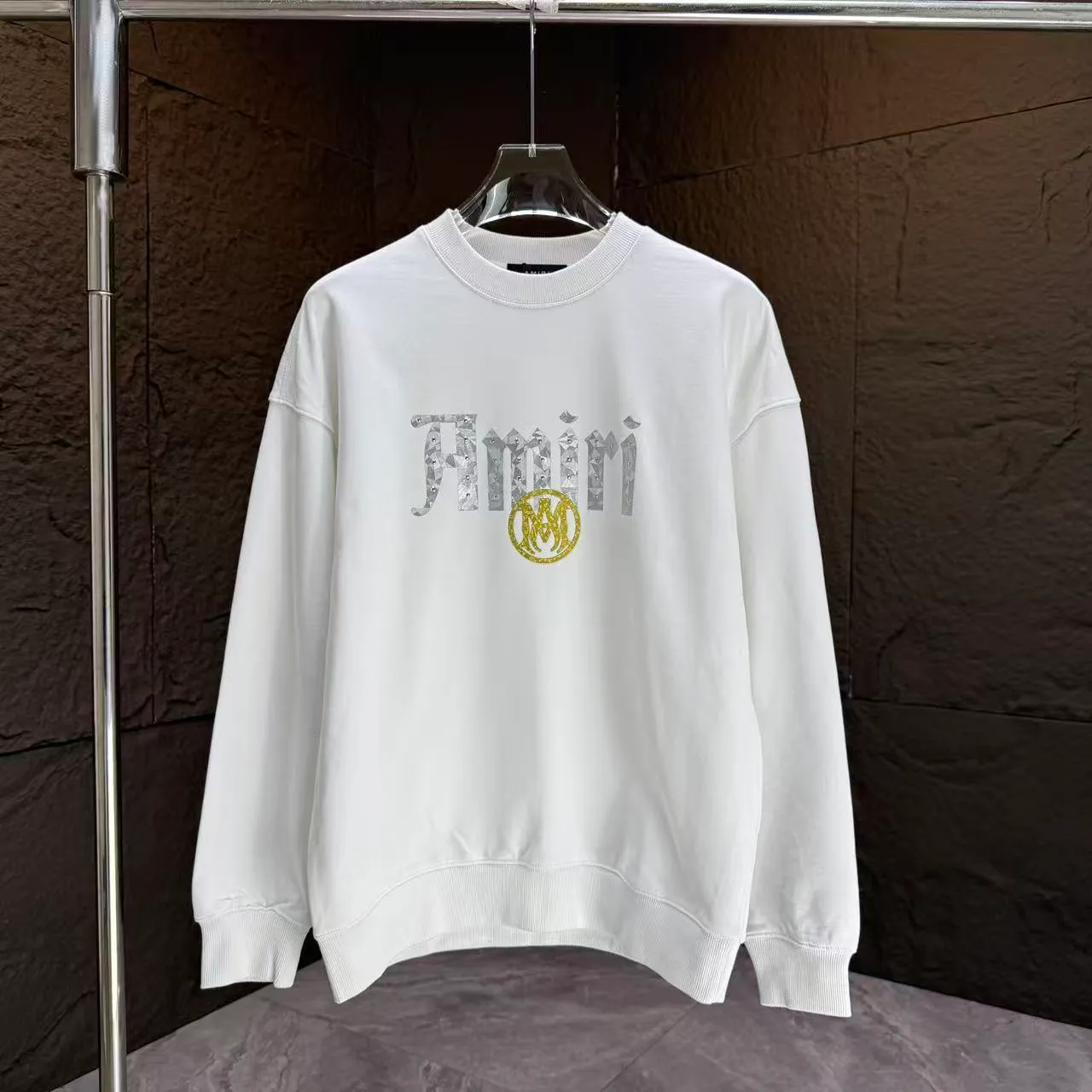 P210 AMIRI* 2025 autumn and winter new round neck sweatshirt 400g terry cotton letter logo three-dimensional thick plate glue ➕ metal diamond Color: Black White Gray Purple Size: S M L XL XXL