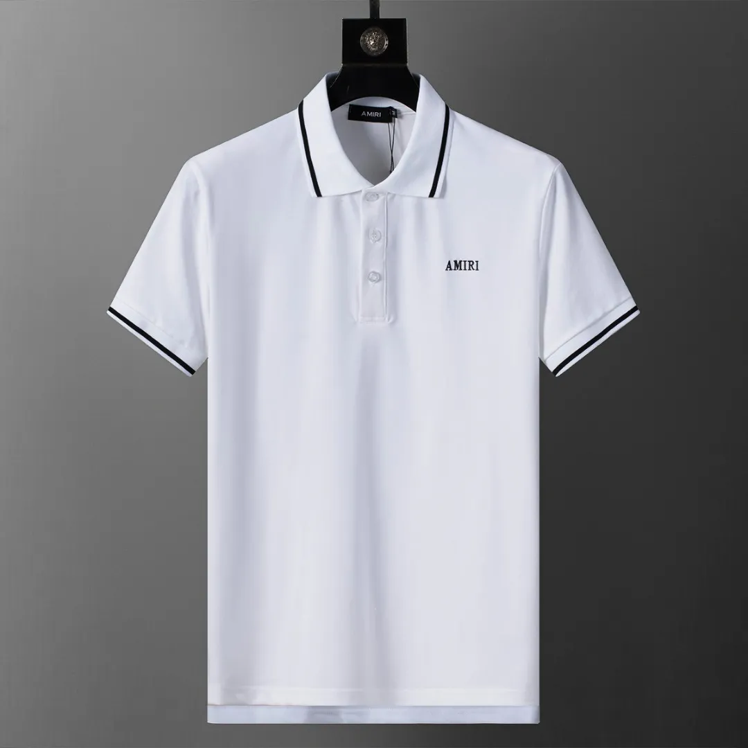 P150 Mili's 2026 spring and summer official website's new lapel T-shirt is made of mercerized pearl fabric and embroidered on the chest. It is handsome, the fabric is comfortable, the workmanship is rigorous, and the threads are neatly routed. Good upper body effect·size M-3XL white