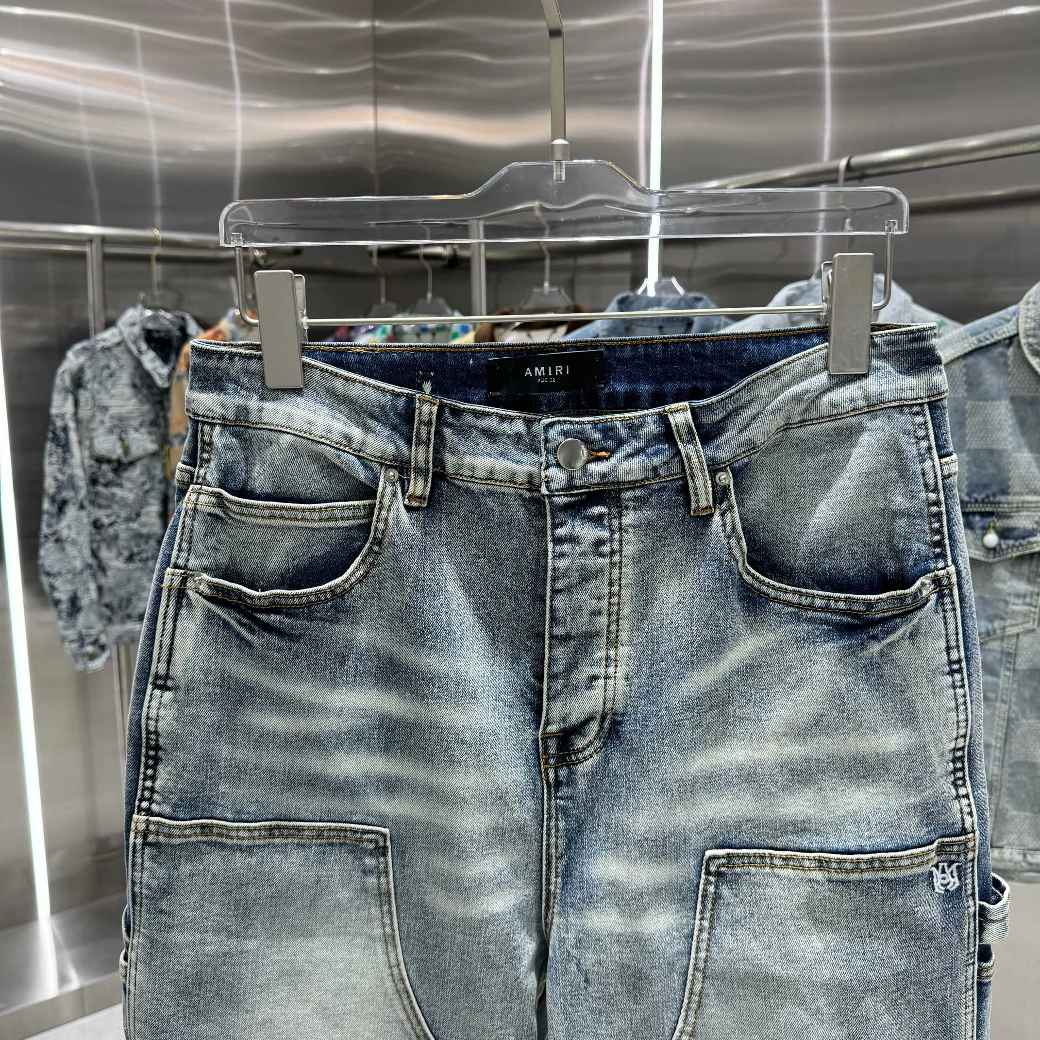 P300 Amiri Heavy-duty washed workwear street fashion loose straight jeans Color Light Blue Size 30 32 34 36 38