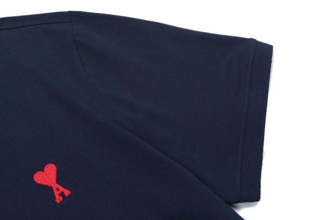 🅿️190 ami 2025 new love embroidered logo couple style casual polo shirt ·Customized pique cotton fabric ·Imported Tajima machine embroidery technology ·Collar label, hangtag, main mark and three labels complete Color: dark blue Size: M-XXXL