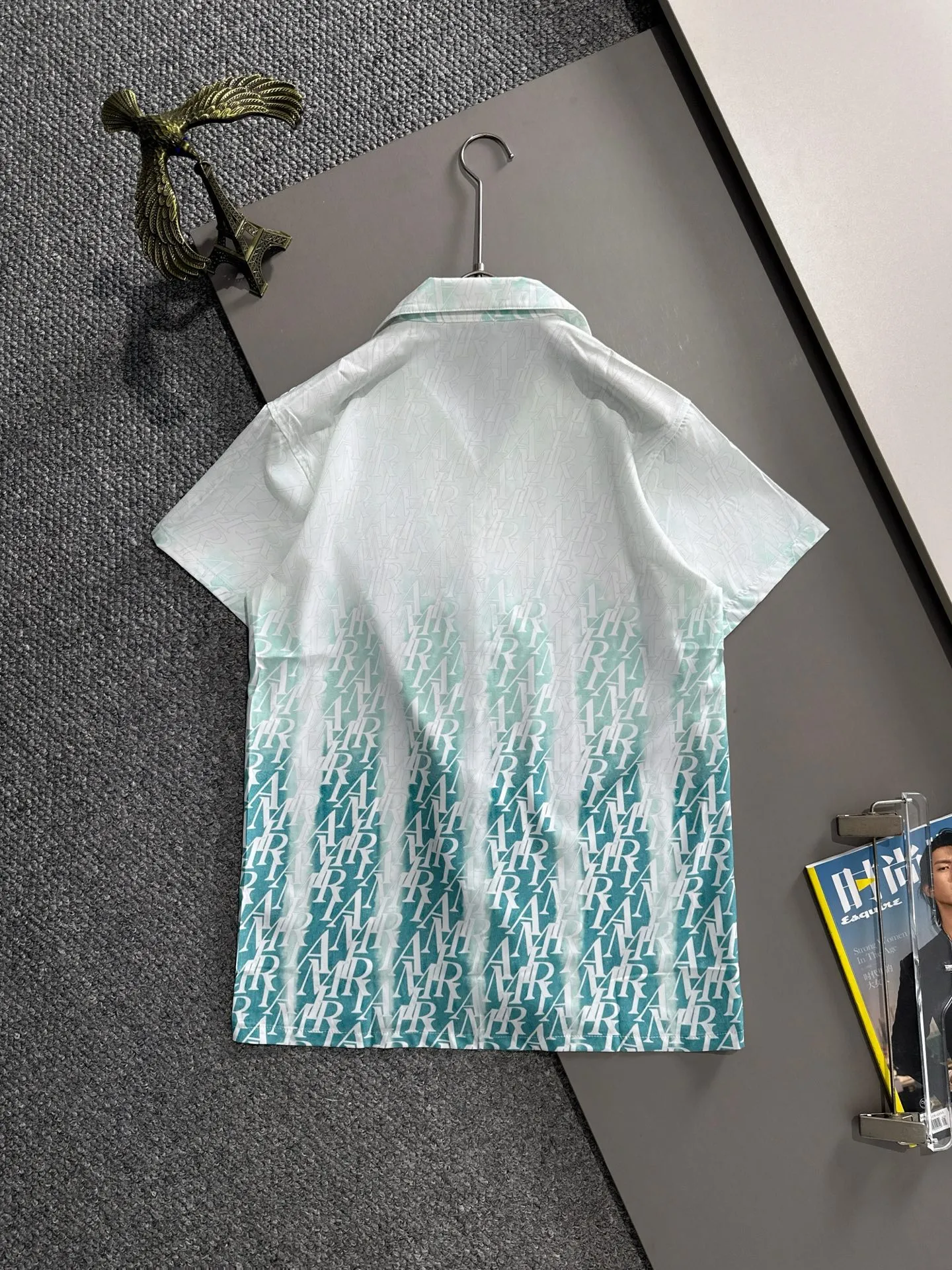P360 AMIRI 2026 spring and summer classic LOGO design full-print suit, light and thin cotton full-body digital printing, made of high-quality polyester fiber fabric, breathable mesh lining is added to the pants, carefully crafted to a standard version, can be matched separately with clothes, versatile style for leisure time! The classic logo on the whole body is very eye-catching, showing a sense of luxury and style, becoming a classic and mainstream style that never goes out of style and is elegant! Extremely handsome, classic and heroic. Same style for men and women. Size: M-3XL (please note your height and weight when placing an order)