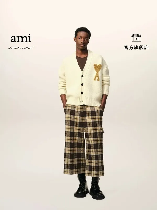 Upper body picture Ami Paris 2024 autumn and winter new cardigan sweater SMLXL