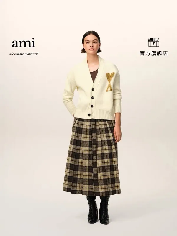 Upper body picture Ami Paris 2024 autumn and winter new cardigan sweater SMLXL