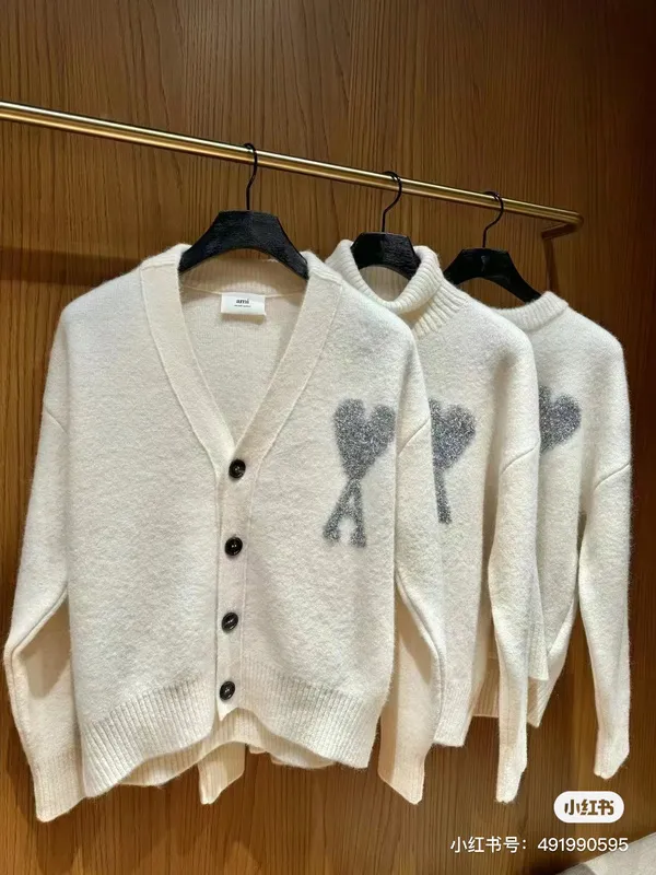 Upper body picture Ami Paris 2024 autumn and winter new cardigan sweater SMLXL
