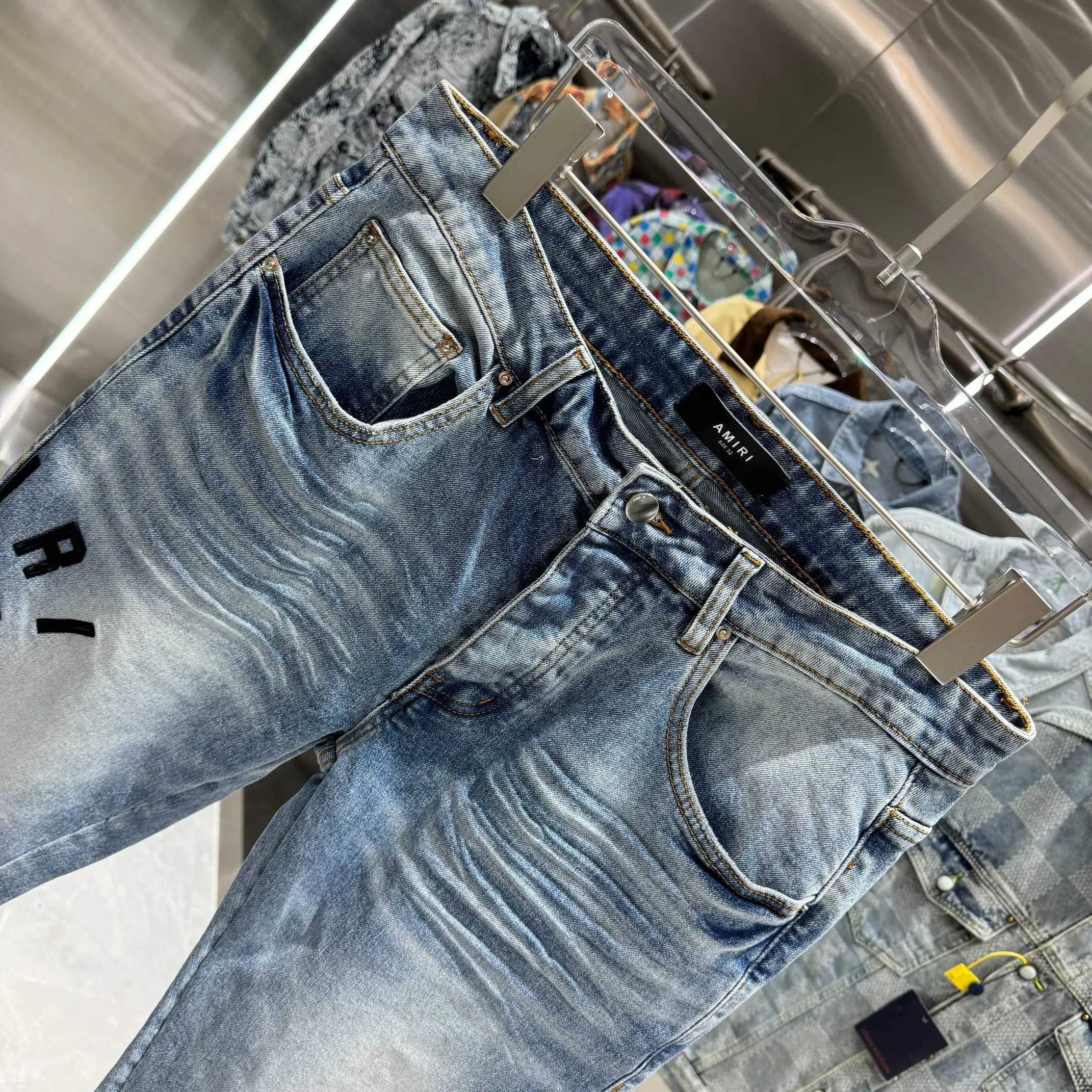 P290 Amiri ripped letter embroidered street fashion slim fit stretch jeans Color Blue Size 30 32 34 36 38
