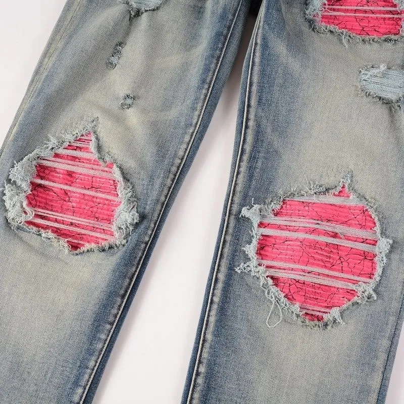 #M67 P168💰 AMIRI patch embroidery jeans trousers AMIRI high street basic ripped tight elastic jeans trousers amiri brand jeans break the production process and cutting of the original jeans, the fabrics are softer and more comfortable Hand-sewn collar label Customized logo buttons Genuine leather tag Color: Picture color Size: 30-32-34-36