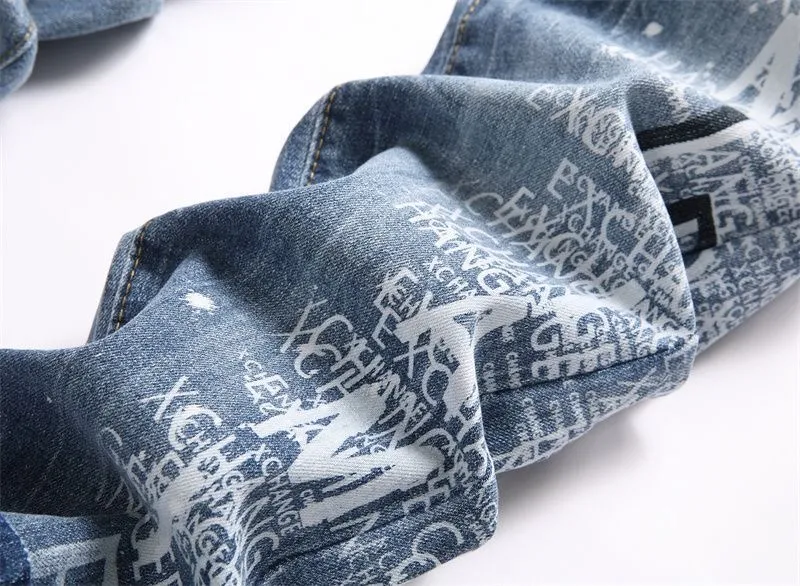 ￼#M05 P168💰 AMIRI splash-ink medal patch embroidered jeans trousers AMIRI high street basic ripped tight stretch jeans trousers Amiriamiri is transliterated as Emil, which is the name of the founder. Mike Amiri, the founder of amiri, grew up in Los Angeles, USA. He was influenced by the local street culture Rock since he was a child, so he founded the amiri brand named after himself. A variety of trendy clothing meets the needs of different trendy players. Amiri clothing has novel and unique styles and is a well-known street brand in the United States. Many of its styles and styles are loved by many street photographers. Various clothing styles meet the needs of different people, show their unique temperament, and show the trend of dressing. amiri's jeans are relatively famous. Not only do they have many styles, but the quality of the jeans is also very good. Many celebrities have also worn amiri brand jeans.  The jeans of the amiri brand break through the production process and cutting of the original jeans. The fabrics are relatively soft and comfortable, and are not as hard as some jeans, which can irritate the skin and cause the skin to bleed when worn. Los Angeles trendy brand Amiri's jeans are made with great detail from tailoring to texture, adding wrinkles, bullet holes, damage and other details to add to the trendiness of the jeans. You can choose the style that suits you according to your own needs. Only when you wear a suitable style can you have a certain sense of fashion.  In recent years, high street has become a word that appears more and more frequently in men's clothing. High street style has also become an important direction for everyone's matching. High street related items are basically inseparable from oversize or off-shoulder tops. The lower body is matched with trackpants or tight-fitting denim. In my opinion, the most representative one is perhaps annihilation. Color; picture color Size: 30-32-34-36