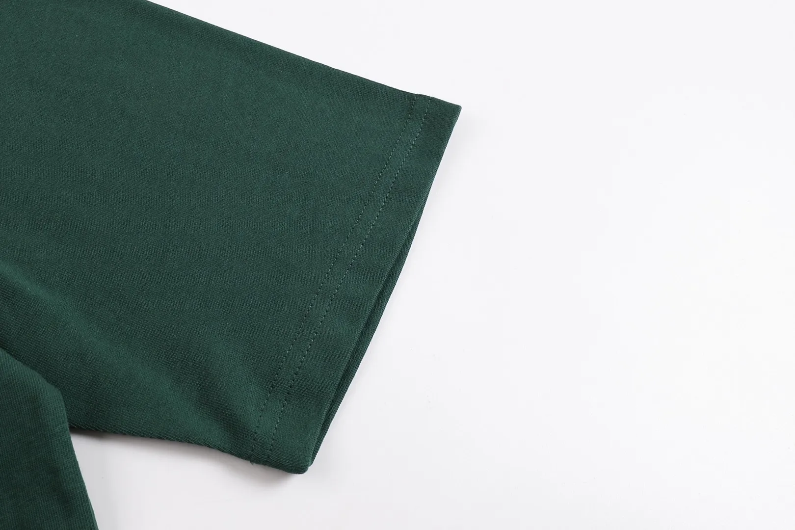 P114 Style No. 125 AMI&WDC [Cui Woo-sik co-branded model] AMI 2025 spring and summer new style short-sleeved genuine original 1;1 mold color: dark green code number: S-XL