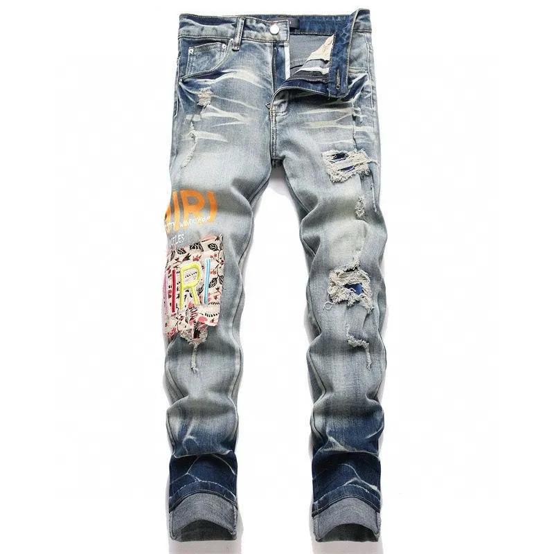 ￼ #M46 P168💰 Amiri’s classic embroidered leather ripped letter jeans. Slim fit jeans. Produced by a major washed factory. Full of high-end. Partial damage to the knees and patchwork design. Already used as a facade design. Leather waist nameplate. The focus of this style is not on the washing, but on the shape and version of the damage. The secret lies in the craftsmanship of the master. The cost of post-processing, grinding, cutting, etc. is far beyond the cost of assembly line products. Color: Picture color Size: 30-32-34-36