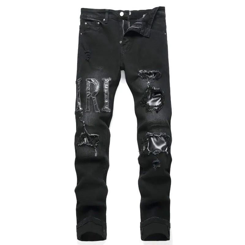 #M34 P168💰 Amiri classic embroidered patched leather ripped lettering jeans. Slim fit jeans. Produced by a major washed factory. Full of high-end. Partial destruction of the knees and patchwork design. Already used as a facade design. Leather waist nameplate. The focus of this style is not on the washing, but on the shape and version of the destruction. The secret lies in the craftsmanship of the master. The cost of post-processing, grinding, cutting, etc. is far beyond the cost of assembly line products. Color: Picture color Size: 30-32-34-36