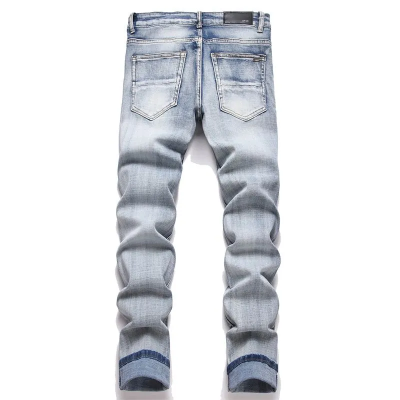 P166 Top replica AMIRI denim shorts AMIRI high street basic ripped tight stretch jeans trousers Amiriamiri is transliterated as Emil, which is the name of the founder. Mike Amiri, the founder of amiri, grew up in Los Angeles, USA. He was influenced by the local street culture Rock since he was a child, so he founded the amiri brand named after himself. A variety of trendy clothing meets the needs of different fashion players. Amiri clothing has novel and unique styles and is a well-known street brand in the United States. Many of its styles and styles are loved by many street photographers. Various clothing styles meet the needs of different people, show their unique temperament, and show the trend of dressing. amiri's jeans are relatively famous. Not only do they have many styles, but the quality of the jeans is also very good. Many celebrities have also worn amiri brand jeans. Fashionability.  Color; picture color Size: m l xl xxl