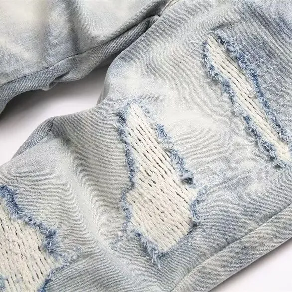 #M56 P168💰 AMIRI patch embroidery jeans trousers AMIRI high street basic ripped tight elastic jeans trousers amiri brand jeans break the production process and cutting of the original jeans, the fabrics are softer and more comfortable Hand-sewn collar label Customized logo buttons Genuine leather tag Color: Picture color Size: 30-32-34-36