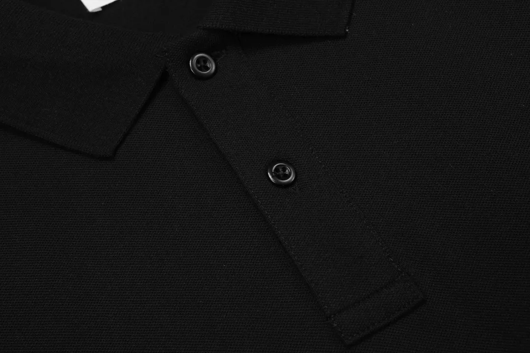 🅿️190 ami 2025 new love embroidered logo couple style casual polo shirt ·Customized pique cotton fabric ·Imported Tajima machine embroidery technology ·Collar label, hangtag, main mark and three labels complete Color: Black Size: M-XXXL