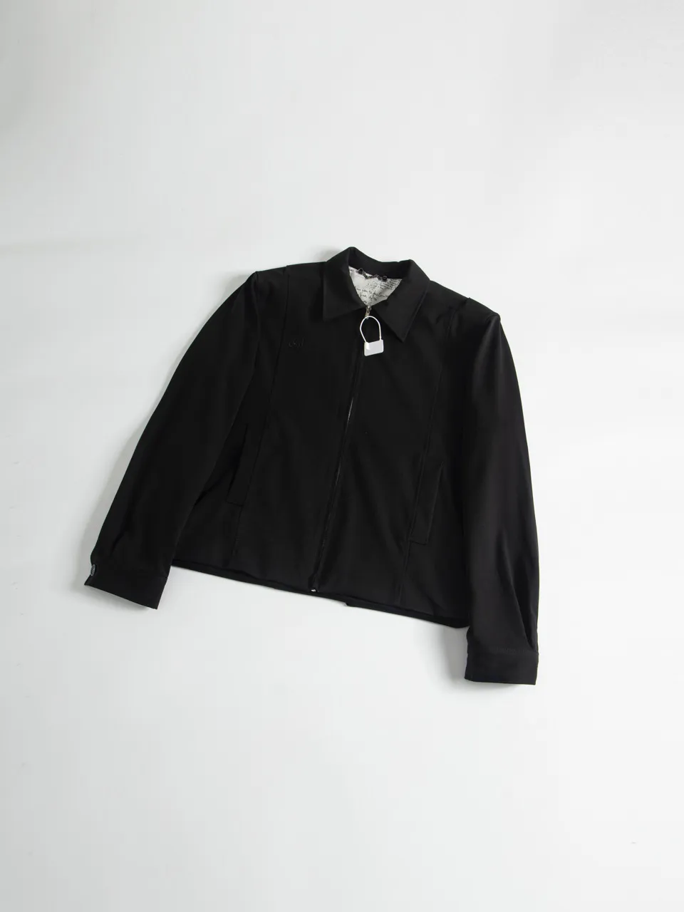 🅿️560 Style No. C902 [Amicus Animae Fallen Palace Jacket] Three-dimensional tailoring Encrypted twill 600 compoundable fabric cupro silk lining Multi-cut deconstructed armor-style cutting structural lines Short and wide version Hidden shoulder pads Ins hot style Upper body is handsome Size chart/FORM S Shoulder width 48.8 Bust 116 Hem 110 Sleeve length 65 M Shoulder width 50 Bust 120 Hem 114 Sleeve length 66.5 L Shoulder width 51.2 Bust 124 Hem 118 Sleeve length 68 XL Shoulder width 52.4 Bust 128 Hem 122 Sleeve length 69.5