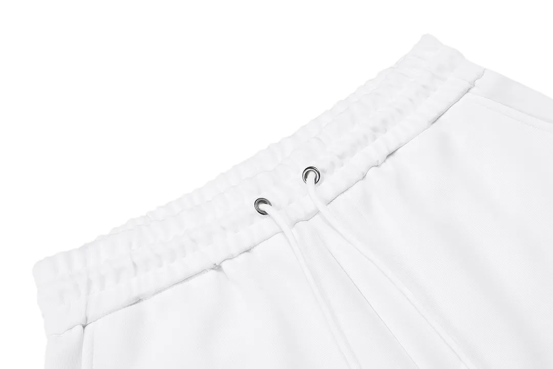 🅿️200 AMI 2025 new model, light luxury, embroidered love letter logo, essential for daily commuting for men and women, casual shorts ·Customized terry fabric ·Elastic + drawstring adjustable waistband ·Imported machine high-density embroidery technology ·Waist label, hangtag, three wash marks complete Color: White Size: M L XL XXL XXXL