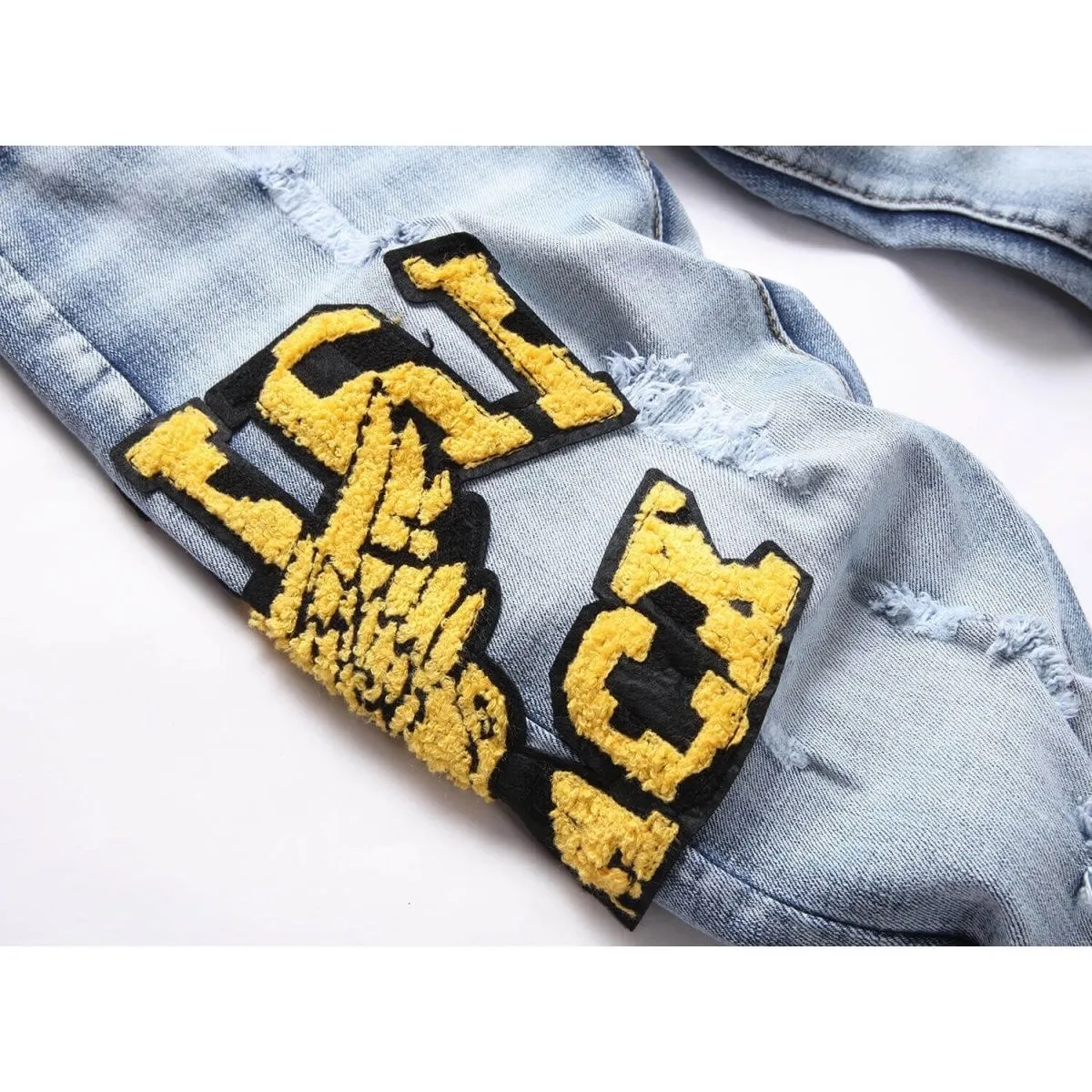#M14 P168💰 Heavyweight AMIRI 24ss embroidery wings high street jeans slim fit stretch washed knife cut hole trousers FOG high street men's trend AMIRI amiri is transliterated as Emil, which is the name of the founder. Mike Amiri, the founder of amiri, grew up in Los Angeles, USA, and was influenced by local street culture and Punk Rock since he was a child. Due to his influence, he founded the amiri brand named after himself. A variety of trendy clothing meets the needs of different fashion players. Amiri clothing has novel and unique styles and is a well-known street brand in the United States. The styles and styles of many clothes are loved by many street photographers. The various clothing styles meet the dressing needs of different people, show their unique temperament, and show the trend of dressing. amiri's jeans are relatively famous. Not only do they have many styles, but the quality of the jeans is also very good. Many celebrities have also worn amiri brand jeans. Color: Picture color Size: 30-32-34-36