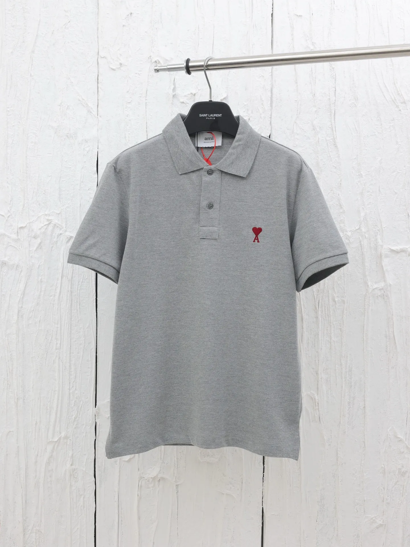 🅿️310 Ami Paris*/25 new love embroidered Polo shirt adopts imported machine embroidery technology and uses advanced computer control system and precision mechanical components to realize Ami love embroidery operation with high precision. The lines are smooth and delicate. The fabrics have been washed and feel better. Not easy to deform, not easy to shrink, not easy to fade, and maintain long-term beauty. Size: S/M/L/XL