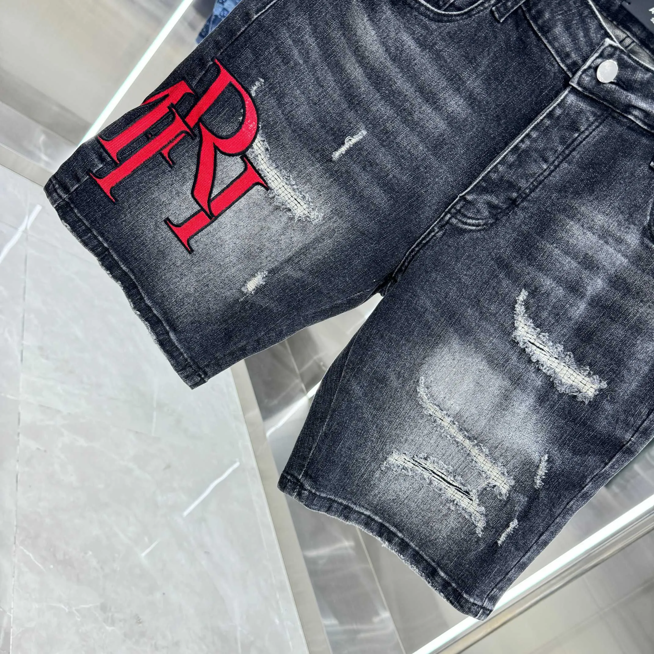 P260 Amiri ripped red letter embroidery craft street fashion jeans shorts Color Black Size 30 32 34 36 38
