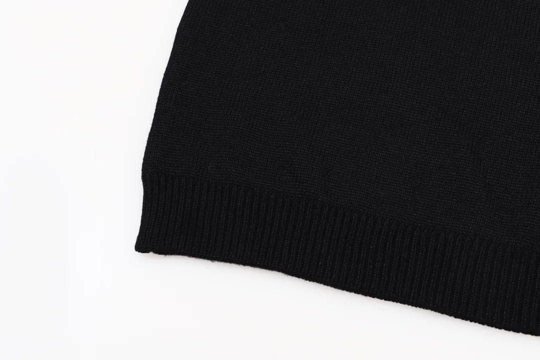 P280 AMIRI 2024 new sweater, logo embroidery on the chest 1:1 Color: Pearl White, Black Size: S M L XL XXL