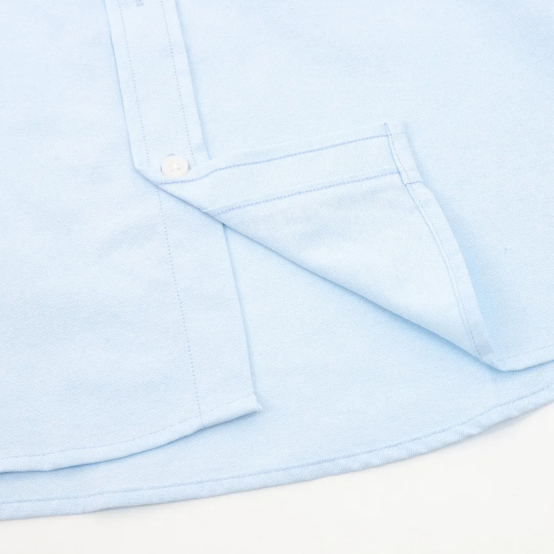 🅿️500 AMI Paris small love embroidered long-sleeved shirt. Customized high-quality flexible Oxford cotton, imported machine embroidery technology, high precision, smooth and delicate lines. The fabrics have been washed, with better hand feel and texture. It is not easy to deform, shrink, or fade. It maintains long-term beauty, customized accessories, loose fit. Size: 38-44