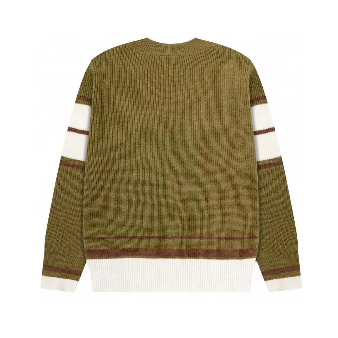 8201# Ami Paris2025 [New product for autumn and winter] Zhou Yiran's same love towel embroidered jacquard ADC wool V-neck sweater, college style, same style for men and women, Oversize version, color: camel, brown green, size S-XL
