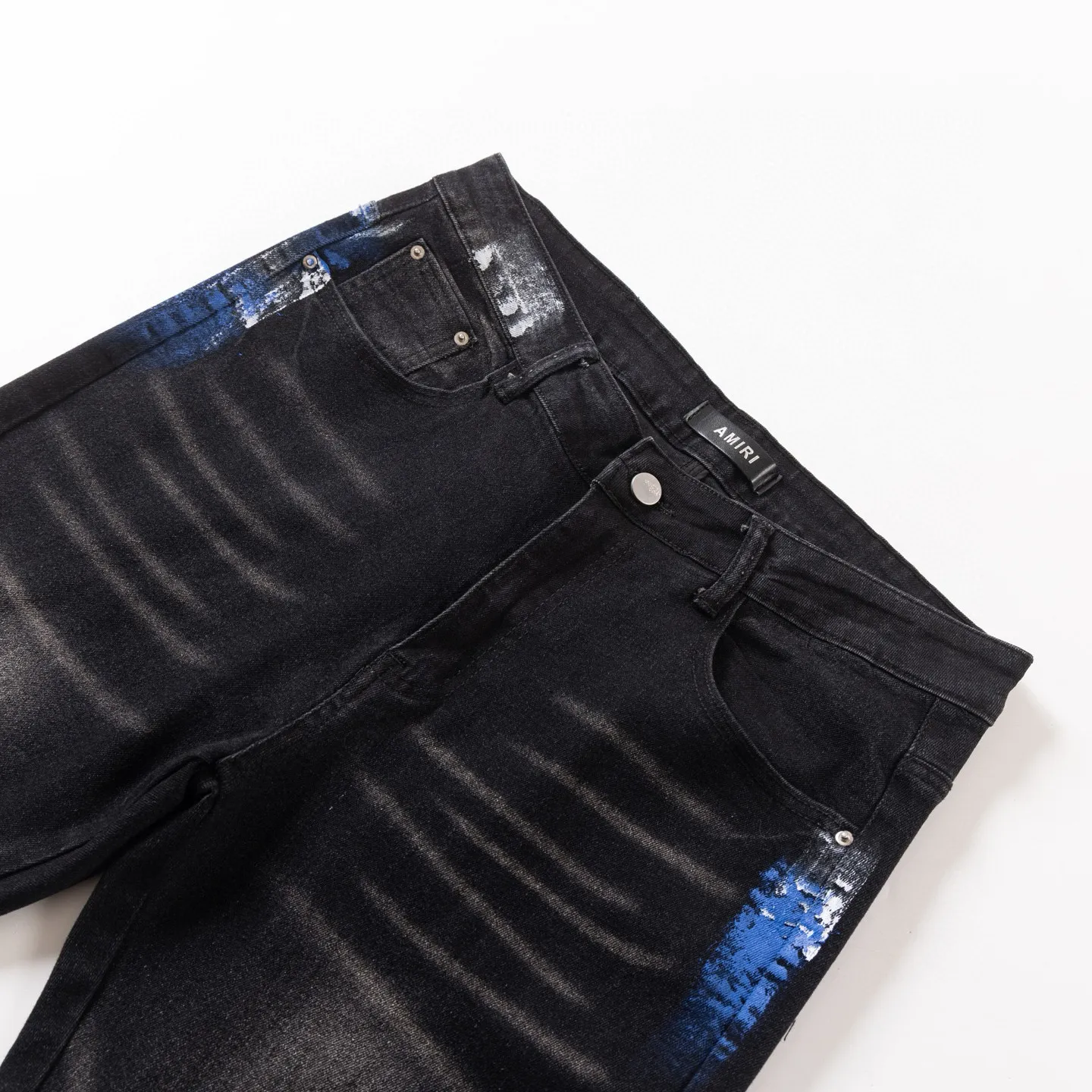 #M85 P168💰 AMIRI patch embroidery jeans trousers AMIRI high street basic ripped tight elastic jeans trousers amiri brand jeans break the production process and cutting of the original jeans, the fabrics are softer and more comfortable Hand-sewn collar label Customized logo buttons Genuine leather tag Color: Picture color Size: 30-32-34-36