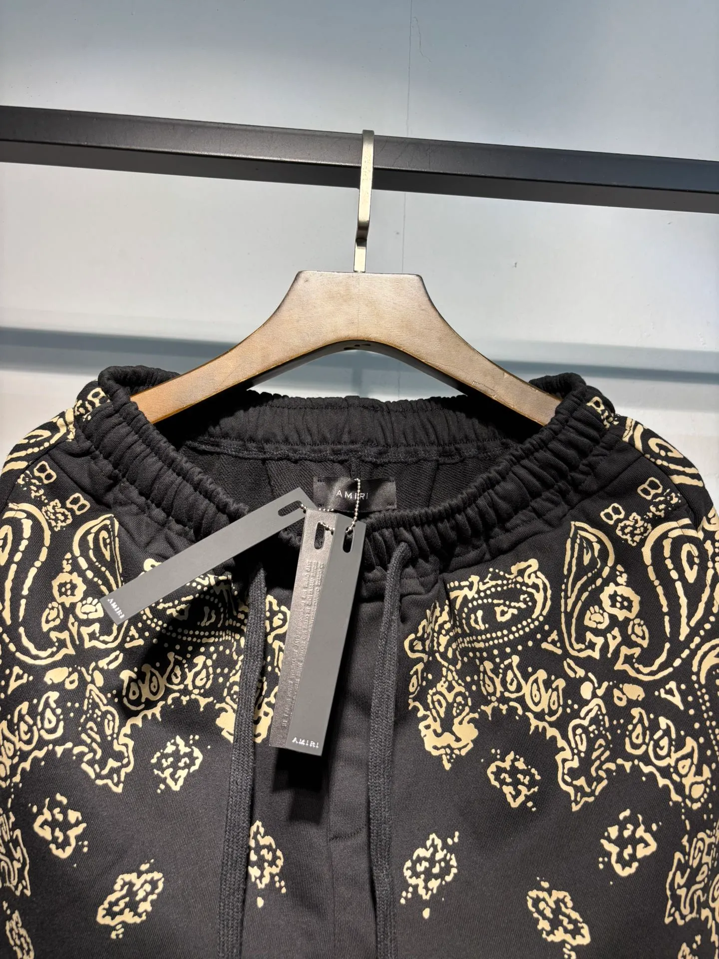 P166 Restocked High Quality 360g Terry Cotton Cashew Flower AMIRI Shorts S. M. L. Xl