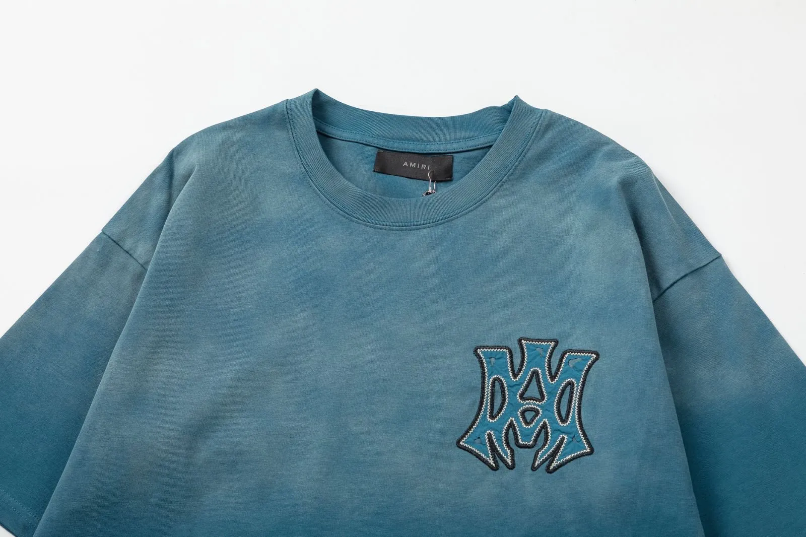 8015#P170amiri washed patch with embroidered logo, made of 300g fabric, color: black, lake blue. Size: S M L XL