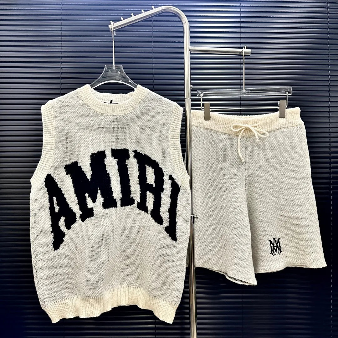 P360 The suit is not sold separately. Style: AMIRI casual knitted vest and shorts suit. Size: S-XXL. Fabric: wool blend. Accessories: full set of customized original accessories. No gender distinction. Same style for men and women.