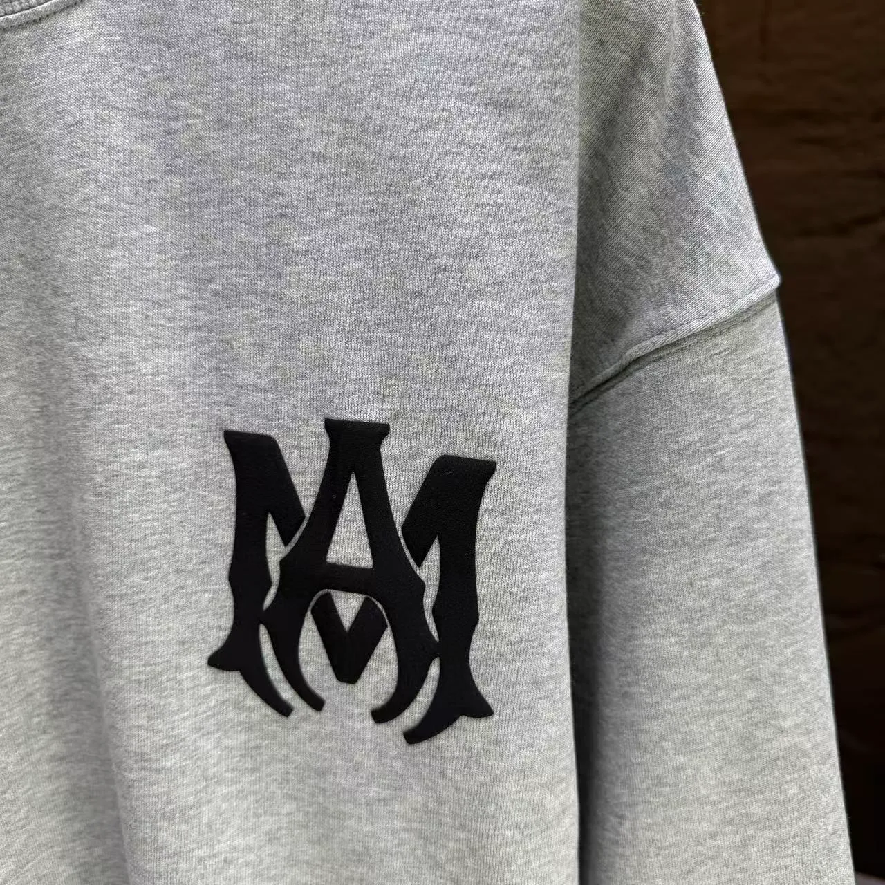 P210 AMIRI* 2025 autumn and winter new round neck sweatshirt 400g terry cotton letter logo three-dimensional foam Color: Black White Gray Dark Blue Size: S M L XL XXL