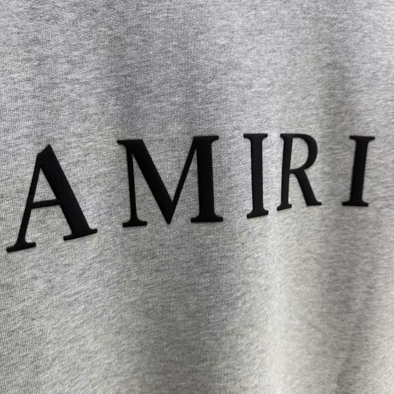 P210 AMIRI* 2025 autumn and winter new round neck sweatshirt 400g terry cotton letter logo three-dimensional foam Color: Black White Gray Dark Blue Size: S M L XL XXL
