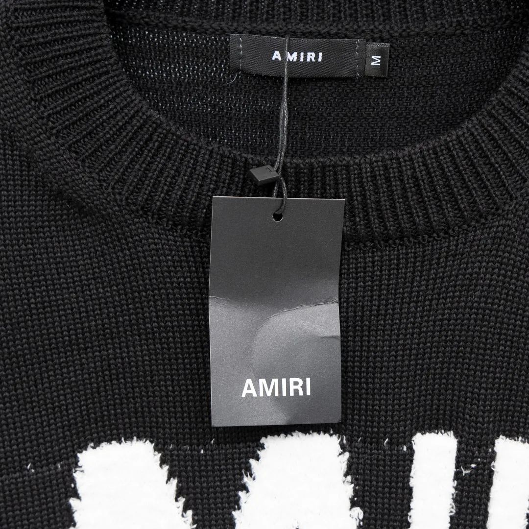 P290 Style: AMIRI distressed knitted long-sleeved sweater Size: S-XXL Fabric: Wool blend Accessories: Full set of customized original accessories No gender distinction, same style for men and women