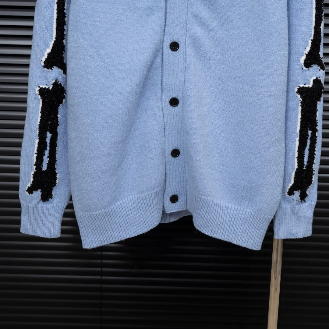 P360 Style: AMIRI Emile bone splicing long-sleeved knitted cardigan jacket Size: S-XXL Fabric: Wool blend Accessories: Full set of customized original accessories No gender distinction, same style for men and women