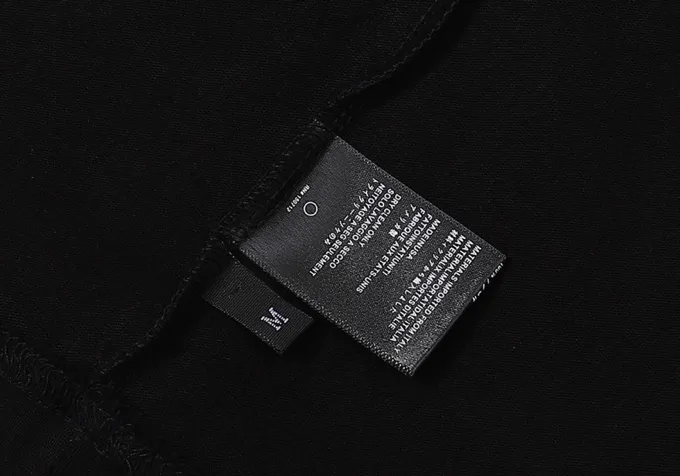 Style number: 667 P114 Fabric: 260g double yarn AMIRI 2025 spring and summer new logo round neck T-shirt high street men and women loose classic letter sword short sleeves Color: black white Size: S M L XL
