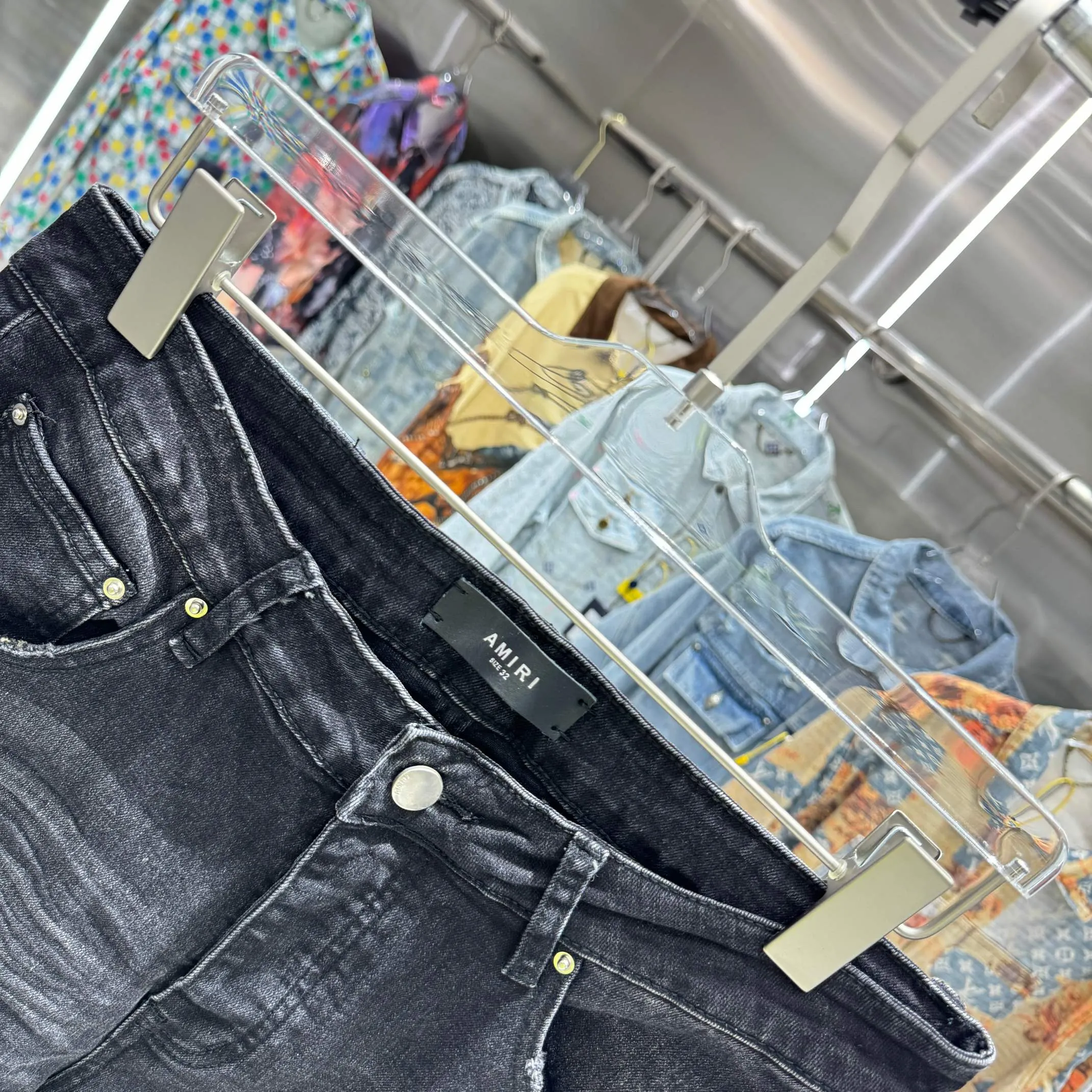 P280 Amiri ripped letter embroidery craft street fashion slim fit stretch jeans Color Black Size 30 32 34 36 38