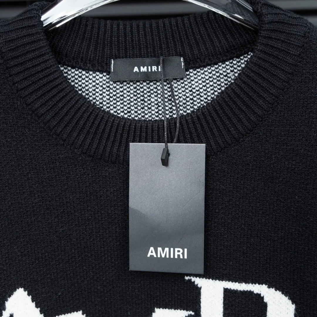 P300 Style: AMIRI one-piece arm jacquard knitted long-sleeved sweater Size: S-XXL Fabric: Wool blend Accessories: Full set of customized original accessories No gender distinction, same style for men and women