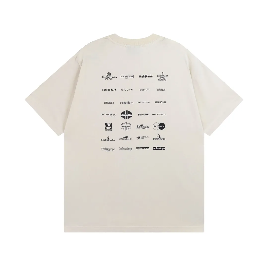 🅿️170 Detailed Picture [Top version. Official website quality] BALENCI*GA/Paris BALENCI*GA# 2023 spring and summer new style, printed with classic LOGO collection short-sleeved T-shirt. 2023 spring and summer new product. Brick cabinet synchronization. The fabric is made of Paris ZP custom-woven and dyed 100% cotton double yarn compact cotton. The weight is 260 grams. The cloth surface is clean. The cloth pattern is clear. Soft and comfortable. Good color fastness. Not easy to change color. The threads are woven and dyed with no color difference. The printing uses imported environmentally friendly rubber paddles, precision stencils, fine LOGO letters, clear letters, no burrs, and a three-dimensional effect. Restore brick cabinet. The version adopts OS loose shoulder version. Same style for men and women. Code: BL223071 Color: black, beige, pink, smoky gray, white. Size: XS to L