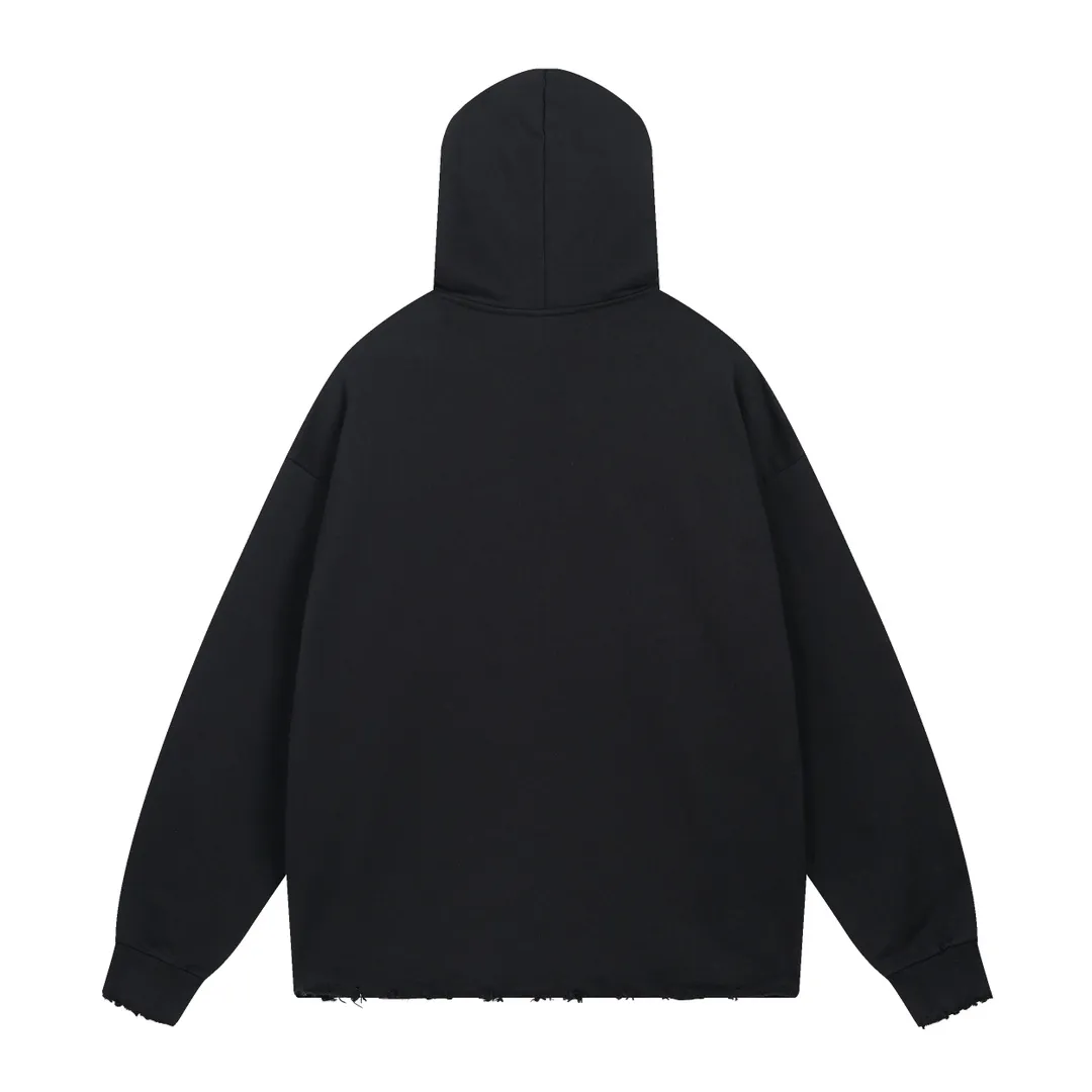 🅿️350 real photos [Top version. Official website quality] BALENCI*GA/Paris BALENCI*GA# New model, classic LOGO embroidery, washed, frayed and damaged hem, greatly distressed hooded sweatshirt. Brick cabinet synchronization. The worn and worn ZP is the same, welcome to compare. The fabric is made of Paris ZP custom-woven and dyed cotton terry Davidson. The weight is 460 grams. The cloth surface is clean. The cloth pattern is clear. Soft and comfortable. The color fastness is good. It is not easy to change color. The threads are woven and dyed with no color difference. The embroidery uses a Tajima embroidery machine, the letters are three-dimensional, the garment is washed and worn, and the hem is worn and worn in all directions, extra heavy craftsmanship. Comparisons welcome. Restore brick cabinet. The version adopts OS loose shoulder style. Same style for men and women. Code: BL238951 Color: Black Size: XS S M L