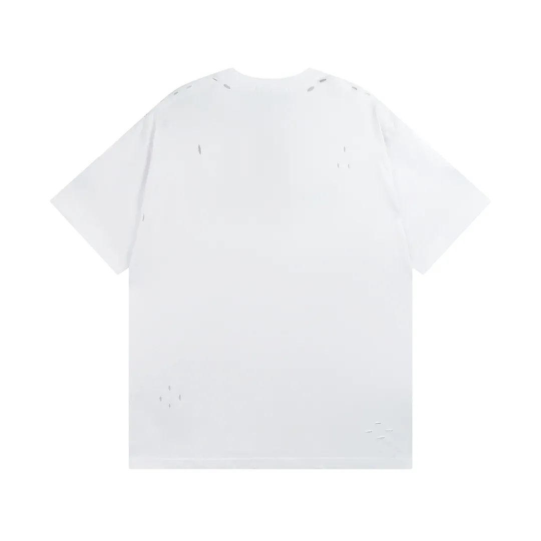 🅿️174 Detailed picture [Top version. Official website quality] BALENCI*GA/Paris. Blurred LOGO washed and worn short-sleeved T-shirt. Brick cabinet synchronization. The fabric is made of Paris ZP custom-woven and dyed cotton double yarn compact cotton. The weight is 260 grams, the cloth surface is clean. The cloth pattern is clear, soft and comfortable. The threads are dyed with no color difference. The classic pattern printing uses Kornit digital direct printing. The ready-made clothes are washed and distressed, and the brick cabinets are restored. The whole piece of clothing is extremely complex in craftsmanship. Different market currency, welcome to compare, the version adopts OS loose shoulder version. Same style for men and women Coding: BL223038 Color: Black. White. High-grade gray Size: XS S M L