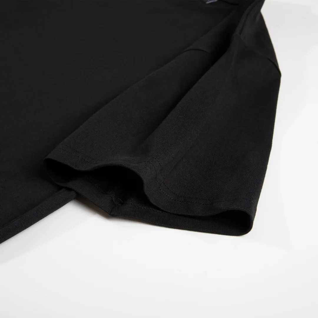 🅿️160 9105# Detailed picture Top version [[BALENCIA*GA] official website quality Paris new classic letter back panel printed short-sleeved T-shirt OS version Loose dropped shoulders Unisex fabric: 260 grams 100% cotton double yarn Technology: back panel printing Garment washing Shape solid color Color: black white Size: XS S M L